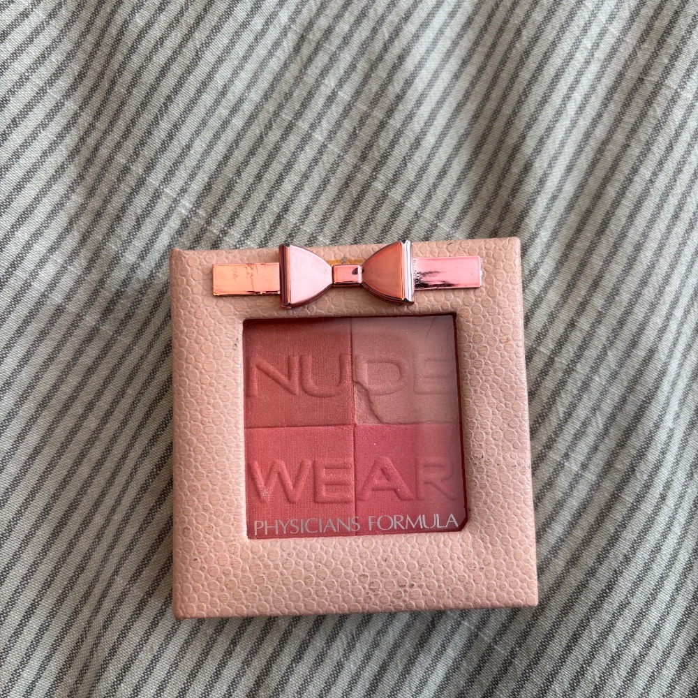 Nude wear blush new
